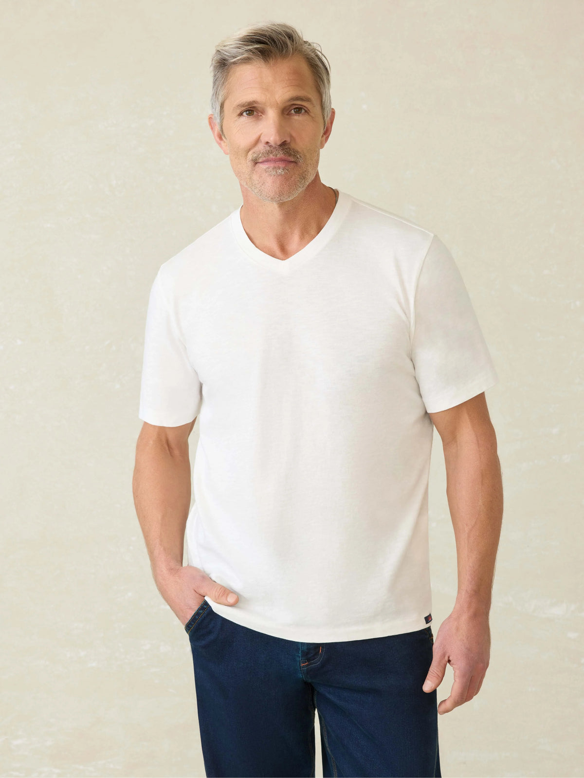 Short-Sleeve Sunwashed Regenerative Cotton V-Neck Tee - White Main image
