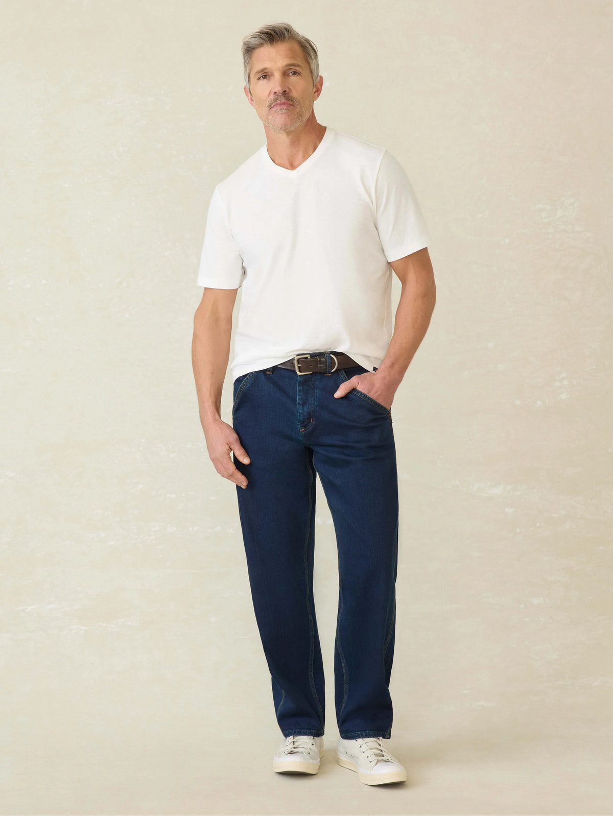 Short-Sleeve Sunwashed Regenerative Cotton V-Neck Tee - White