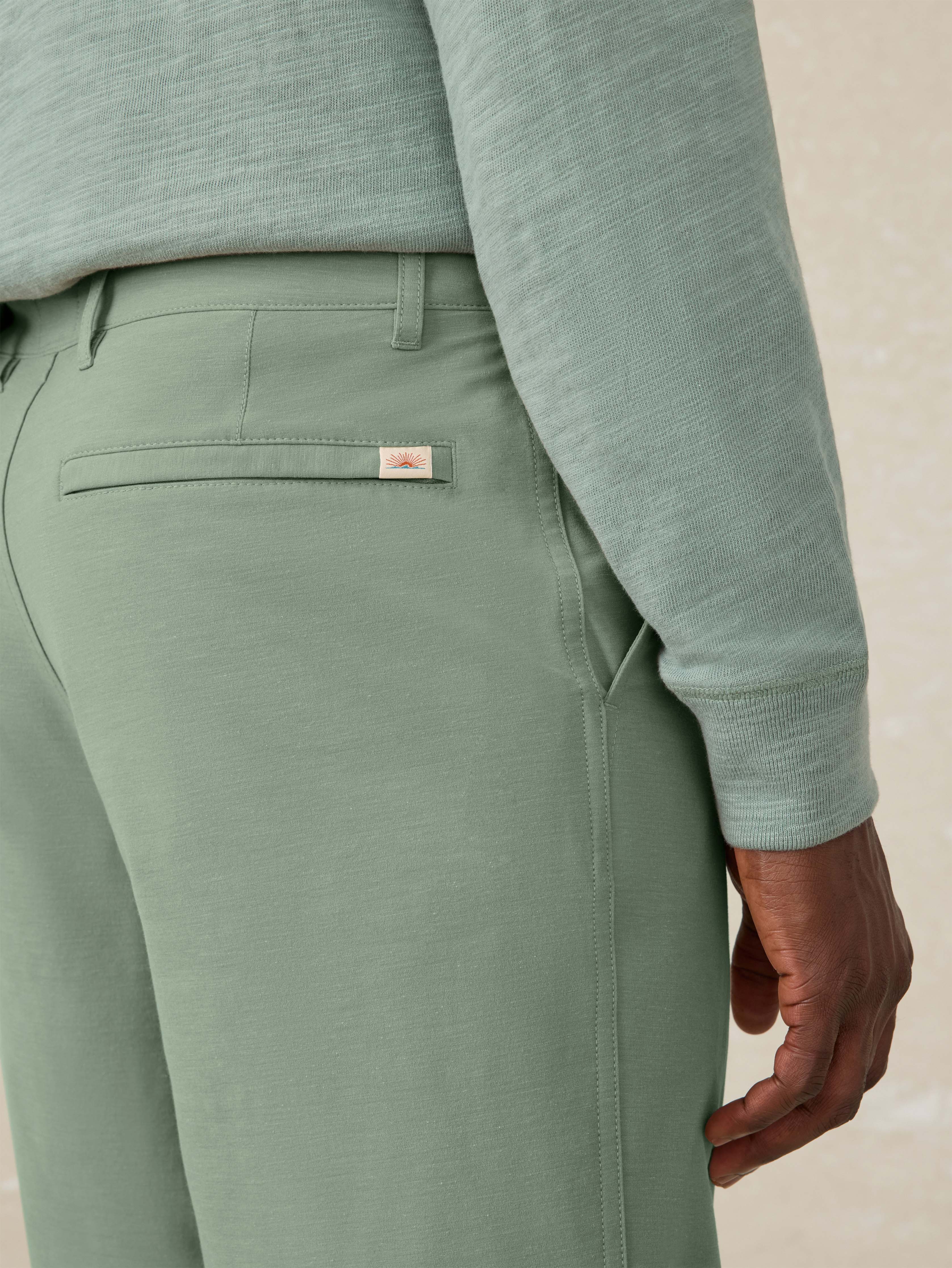 All Day™ Short 2.0 (9") - Trail Olive Secondary image