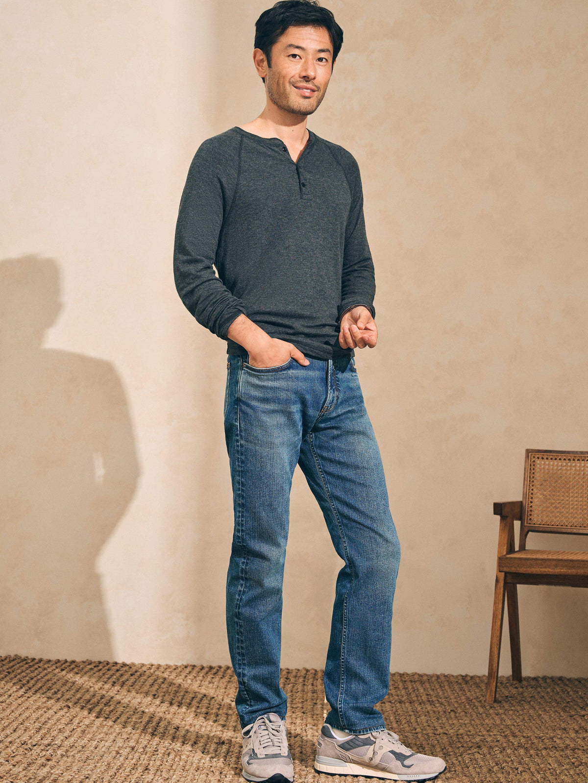 Long-Sleeve Newport Cloud Henley - Charcoal Heather