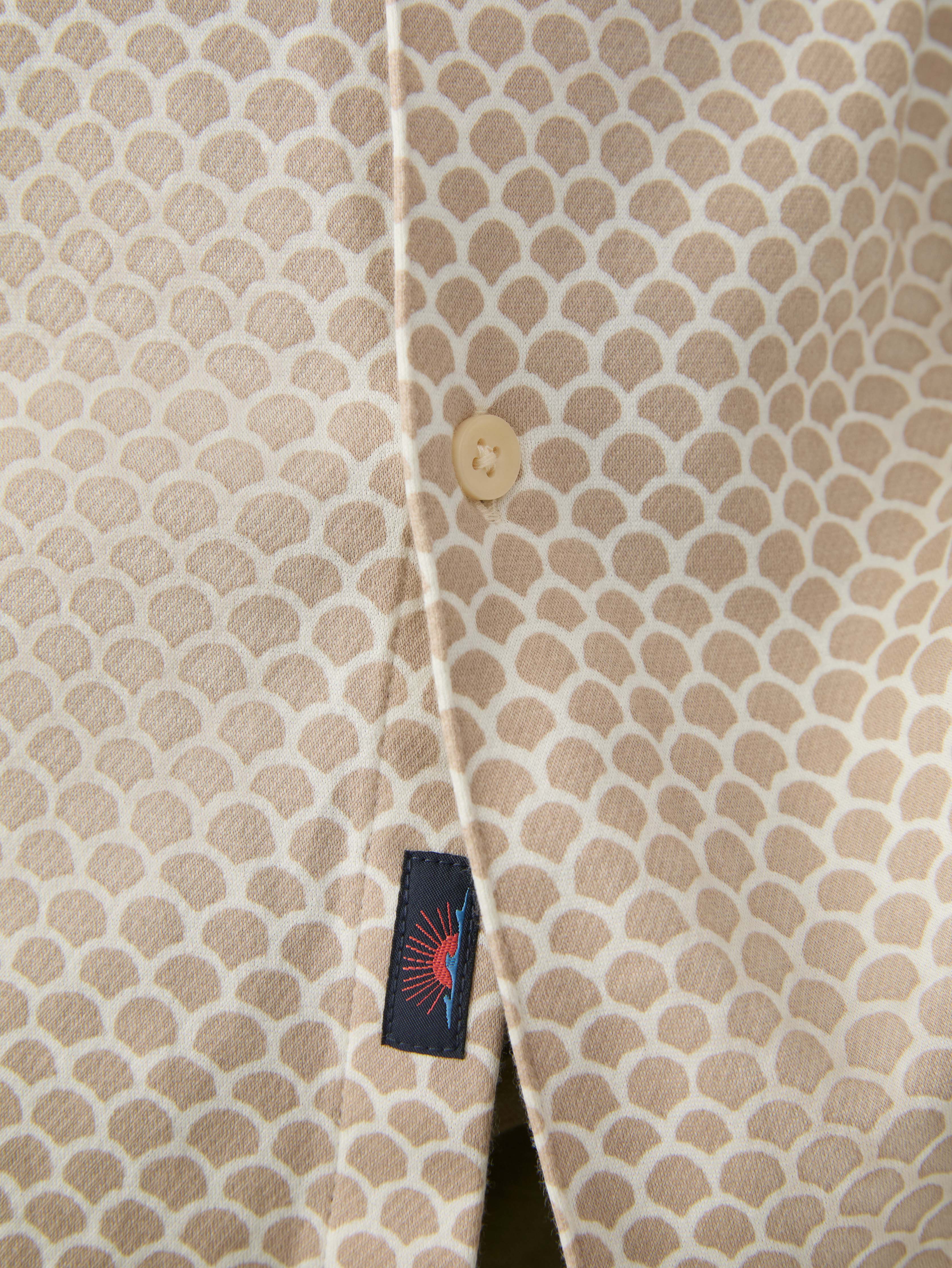 Short-Sleeve Hermosa Shirt - Island Sand Fishscale Secondary image