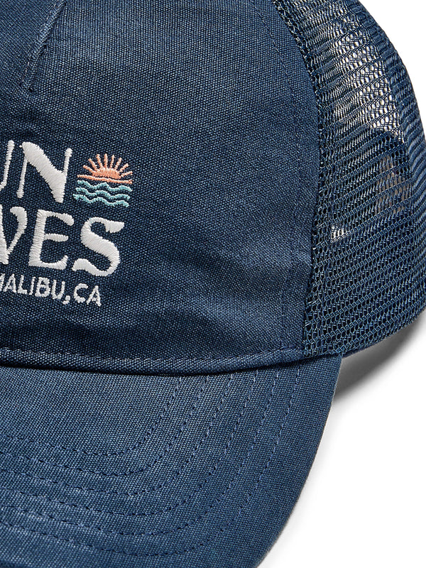 Malibu Retro Sun \u0026 Waves Trucker - Navy