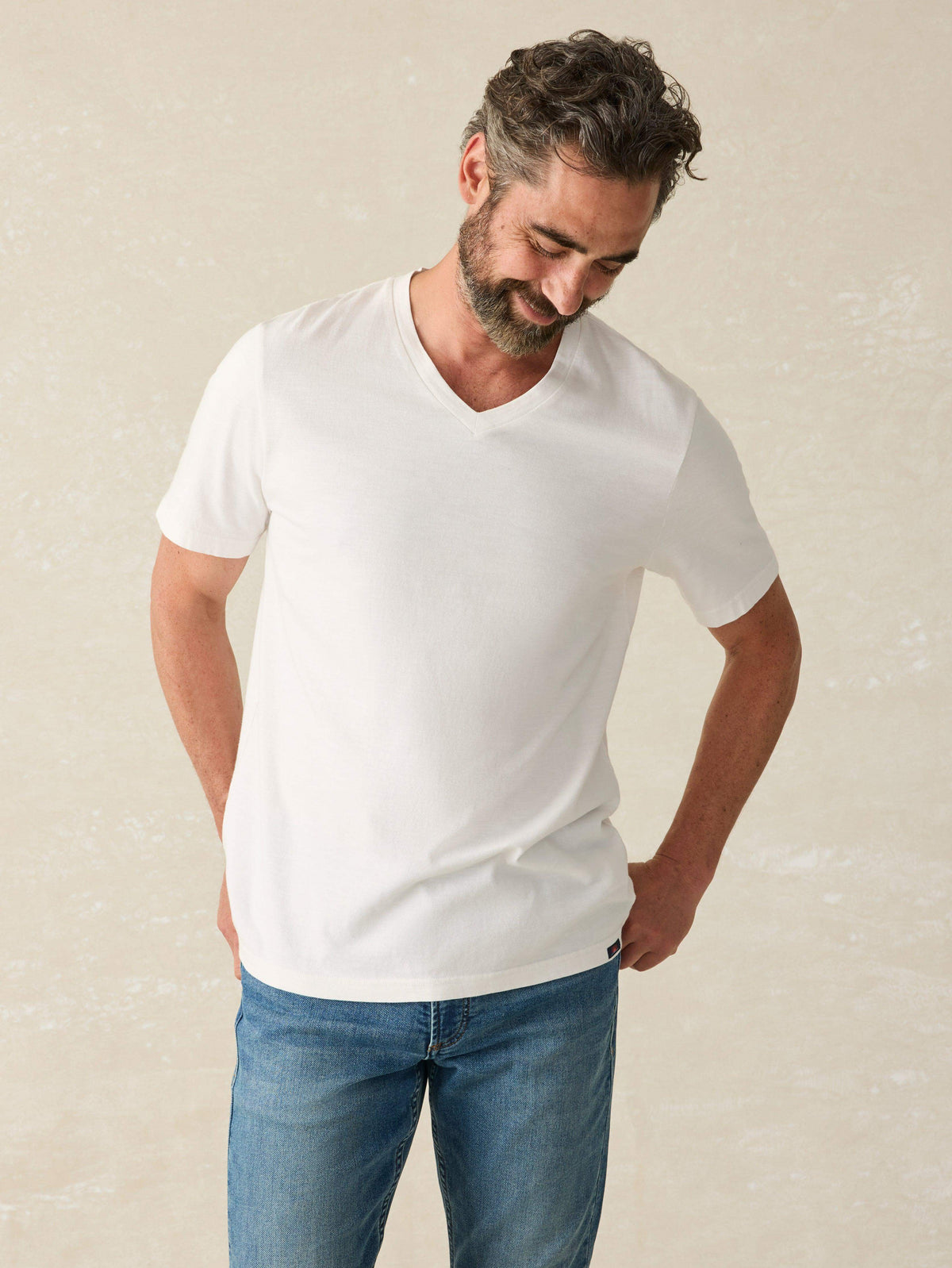 Sunwashed V-Neck Tee - White Main image