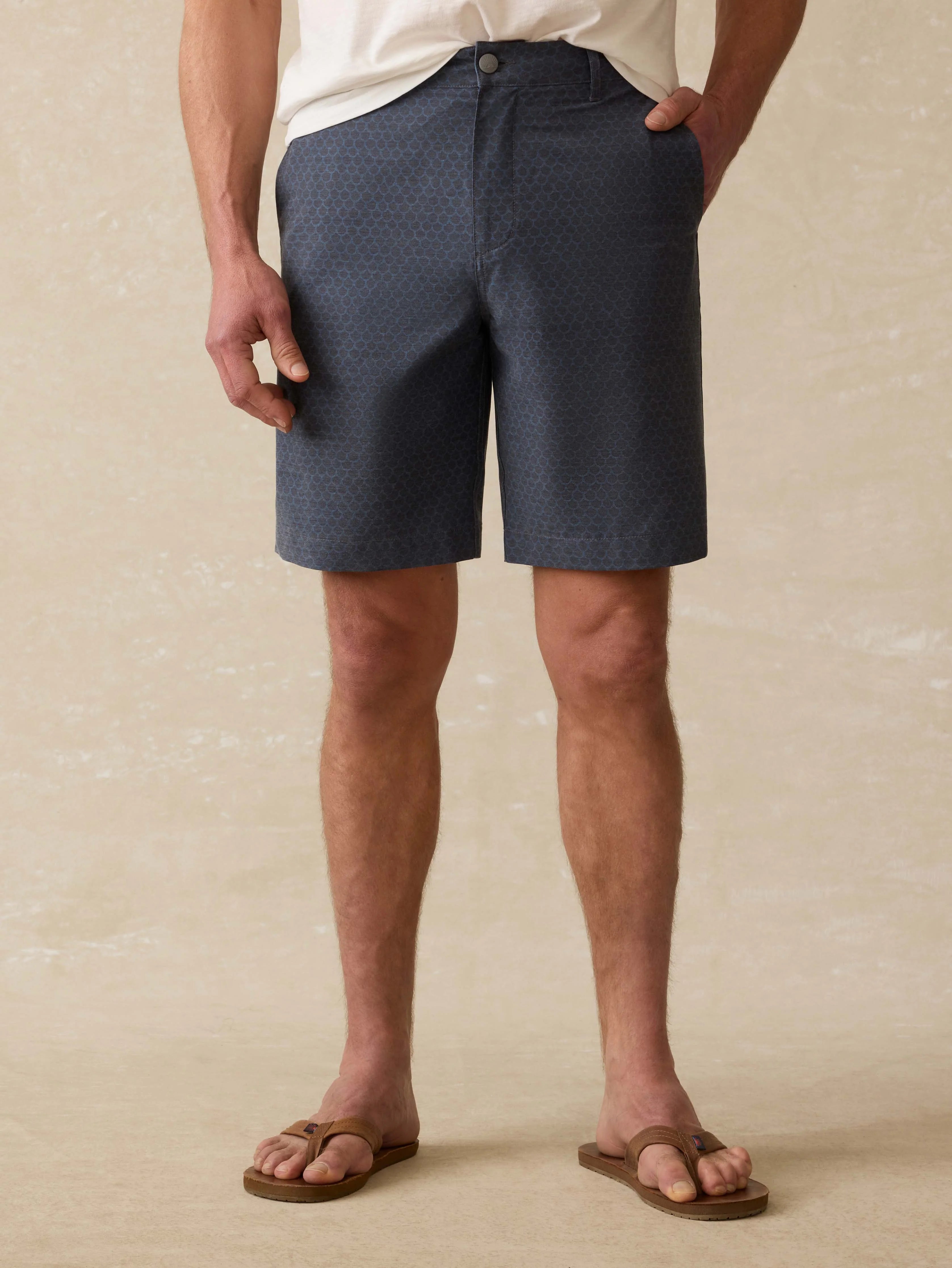 All Day Short 2.0 (9") - Midnight Fishscale Secondary image