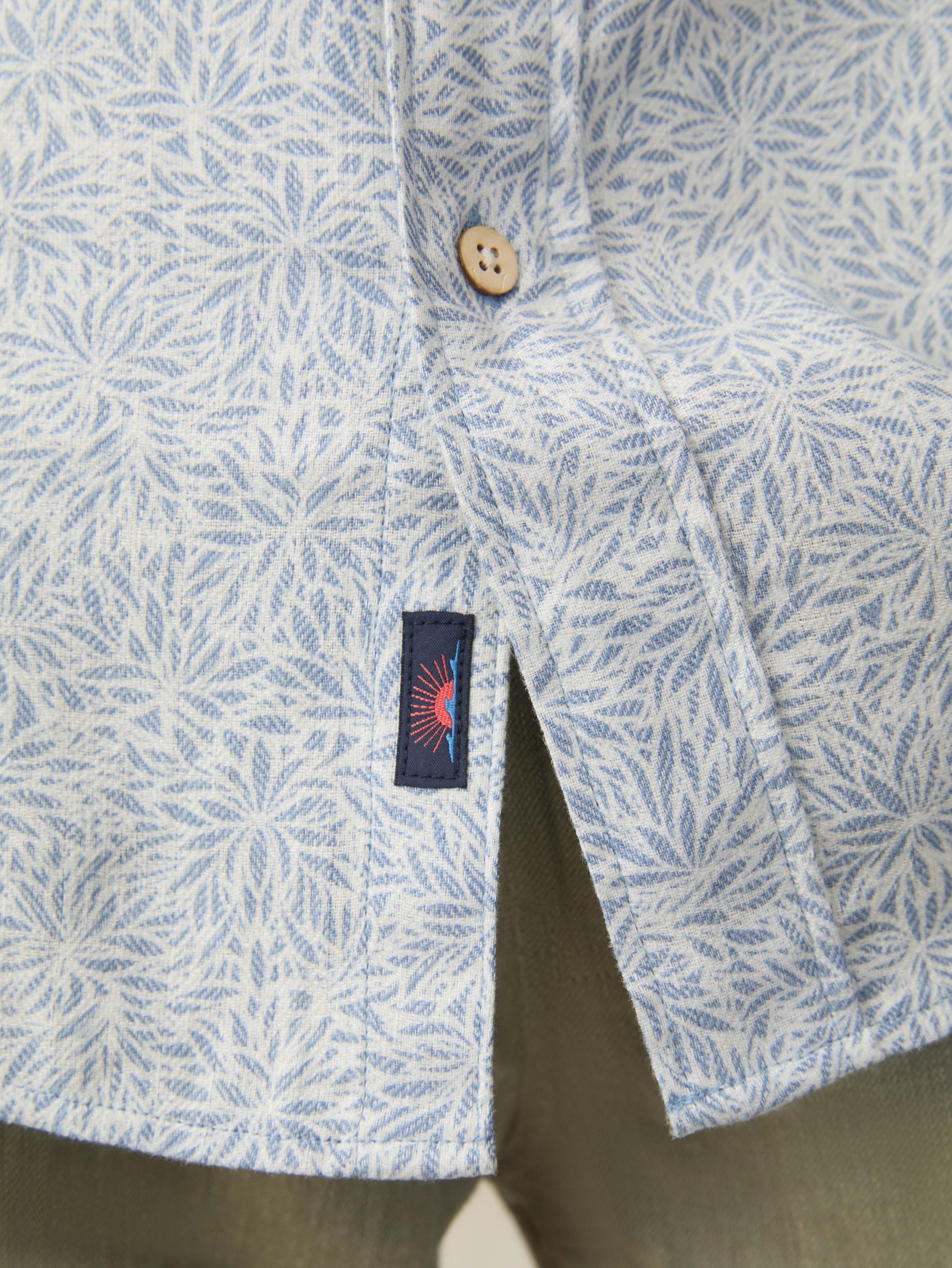 Short-Sleeve Breeze Shirt - Sky Blue Frond Secondary image
