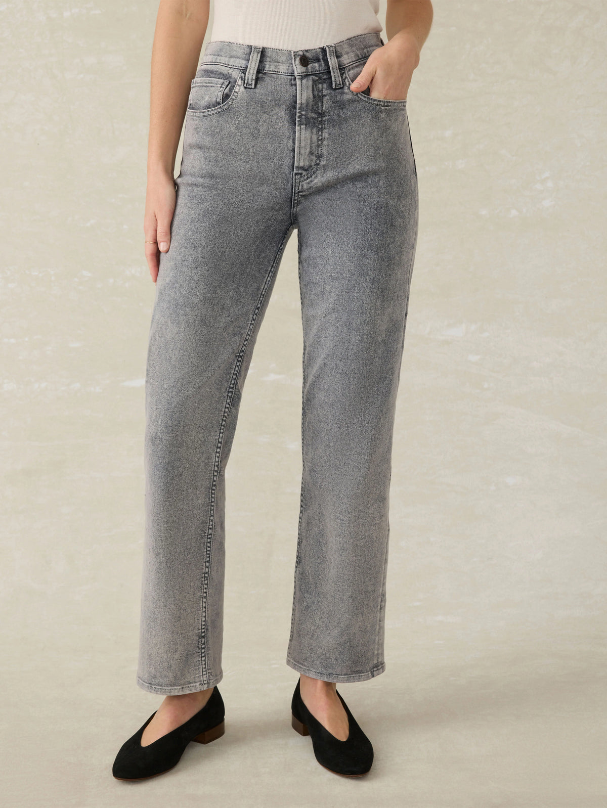 Slim Straight Sunwashed Denim - Washed Black