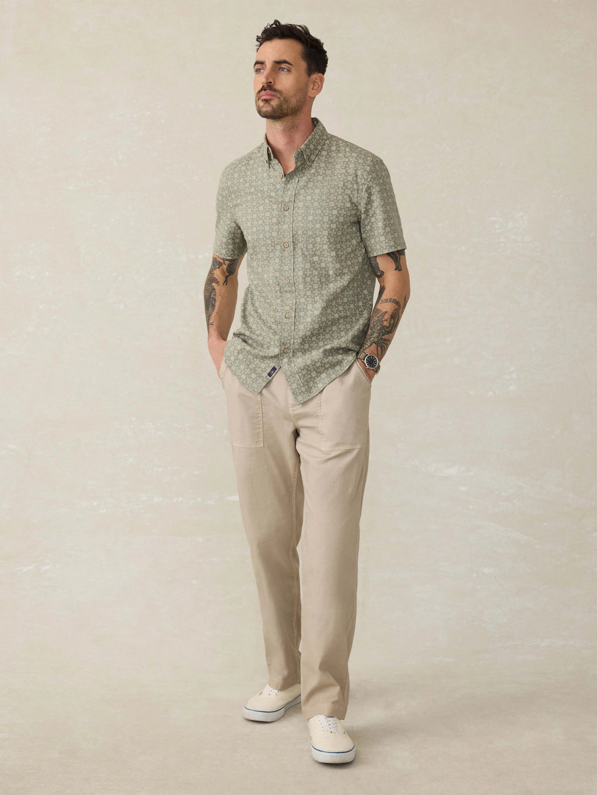 Short-Sleeve Breeze Shirt - Sundried Sage Emblem